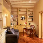 Condotti Spanish Steps Ambassador Apartment